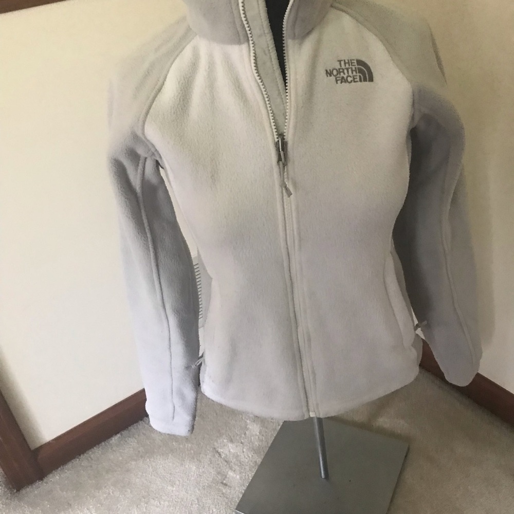 North Face fleece jacket - Picture 7 of 11